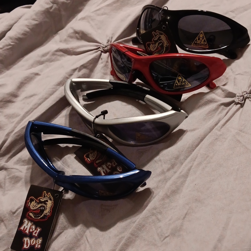 Pick color Mad Dog kids sunglasses New